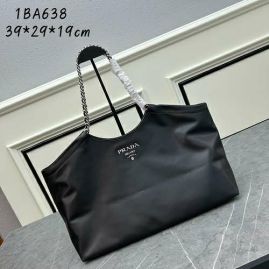 Picture of Prada Lady Handbags _SKUfw149979916fw